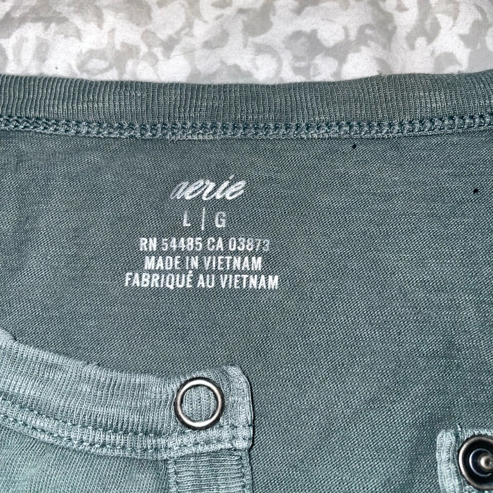 Aerie Cropped Long-Sleeve Shirt - Picture 3 of 9